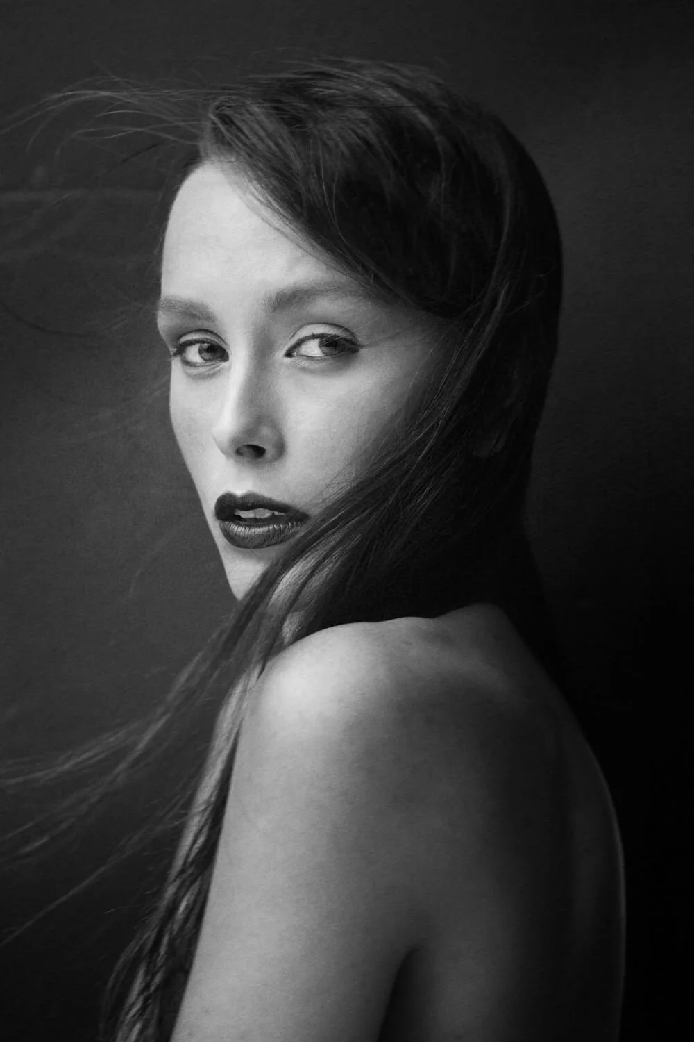 Ritratto femminile in bianco e nero